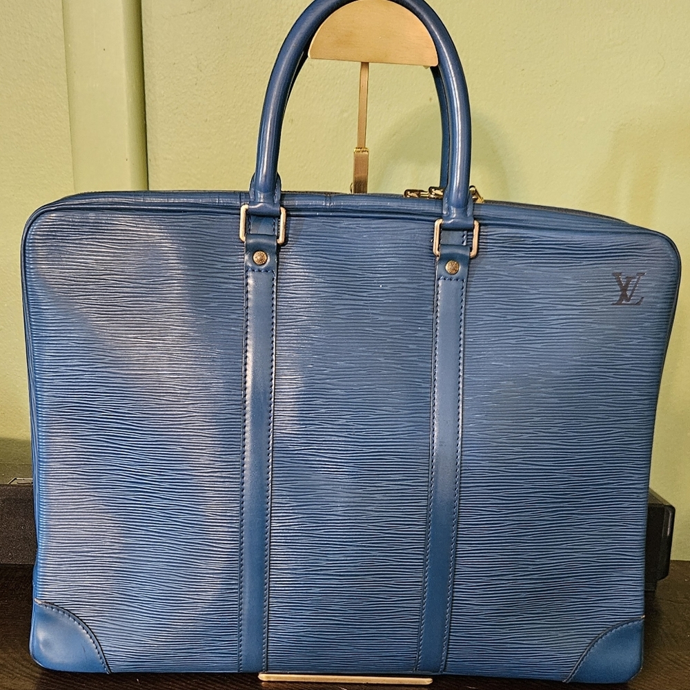 Louis Vuitton Epi Porte Documents Voyager Work Bag Beautiful Teal Leather